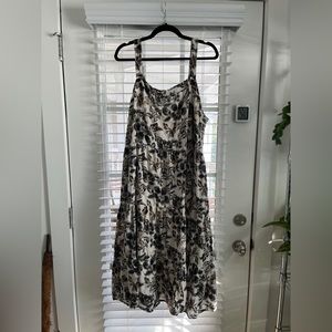 Old Navy Bohemian Tiered Tan Floral Dress